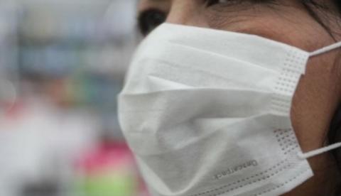 Procon fiscaliza preços de máscaras e álcool em gel em farmácias de Manaus 