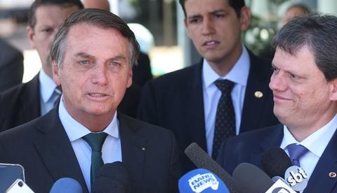 Governo assina MP para combater fila do INSS com temporários sem concurso