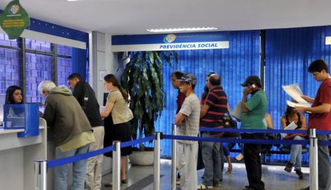 Aposentados do INSS ficam sem receber pagamento