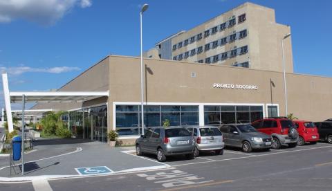 Delphina Aziz é indicado como referência para pessoas com coronavírus  em Manaus