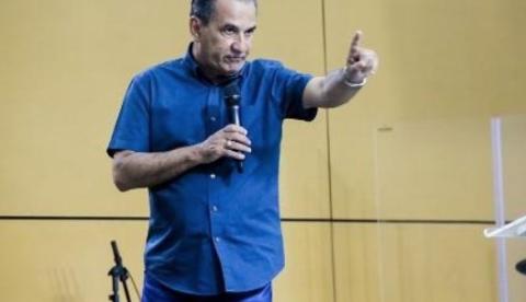 Justiça nega pedido do MP para suspender cultos nas igrejas de Silas Malafaia 