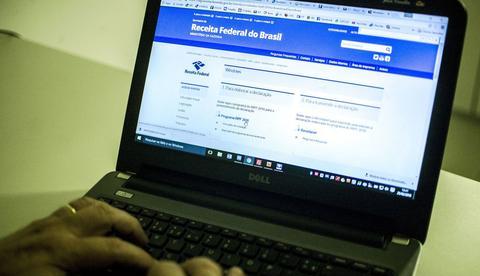 Sindicato de auditores da Receita propõe adiar declaração de IR em um mês por coronavírus 
