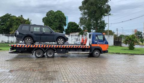 Empresário é detido durante carreata para reabrir comércio em Manaus 