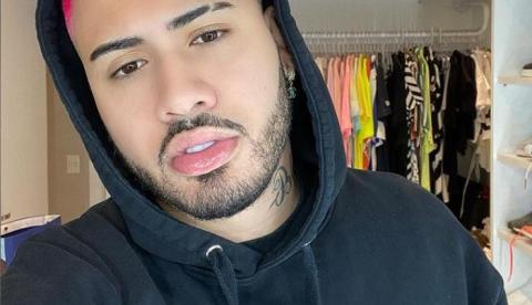 Kevinho posta foto em frente ao espelho e detalhe chama atenção de seguidores: 'Pacotão'