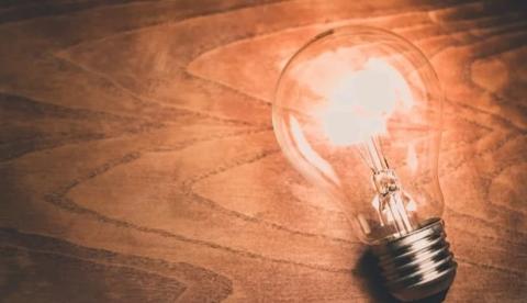 Conta de luz de população de baixa renda poderá ser paga pelo Governo