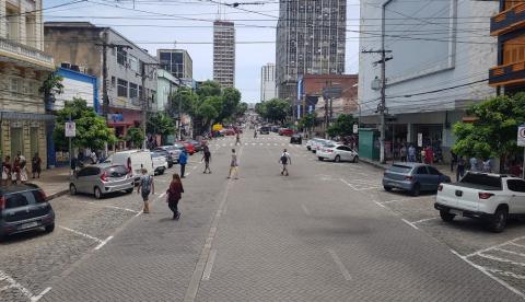 Coronavírus chega em 51 bairros de Manaus; Adrianópolis segue com mais casos