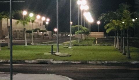 Fotos mostram contêiner que será supostamente usado para corpos de vítimas do Covid-19 em Manaus