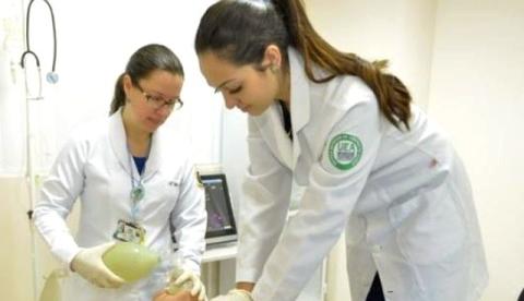 No Amazonas, 128 acadêmicos de saúde podem ter formatura antecipada