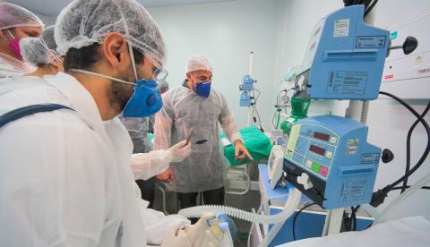 Leitos de UCI são montados em Manacapuru 