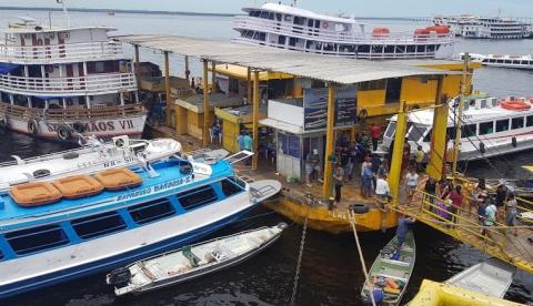 30 passageiros de barco no Amazonas testam positivo para Covid-19 