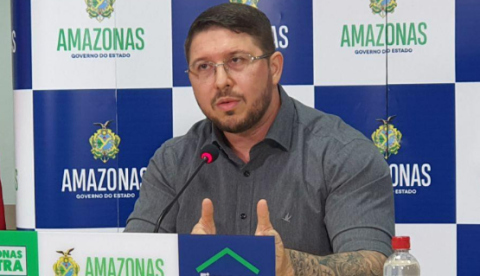 Pedido de impeachment responsabiliza Carlos Almeida por irregularidades e caos na saúde do Amazonas