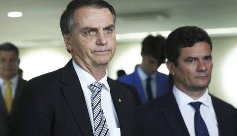 Bolsonaro vê Moro 'candidatíssimo' e teme enfrentar seu ex-ministro em 2022