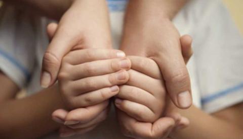 Nacer fará live para tirar dúvidas sobre adoção