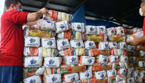 Kits do ‘Merenda em Casa’ são entregues para estudantes de Anamã e Caapiranga