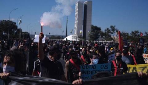 Manifestação em Belém contra Bolsonaro e racismo tem 112 detidos por aglomeração