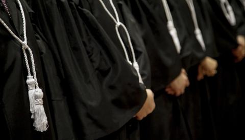 TJAM prorroga validade de concurso público para cargo de juiz 