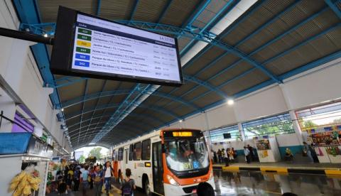 CMM analisa projeto que cria postos de saúde em terminais de ônibus de Manaus