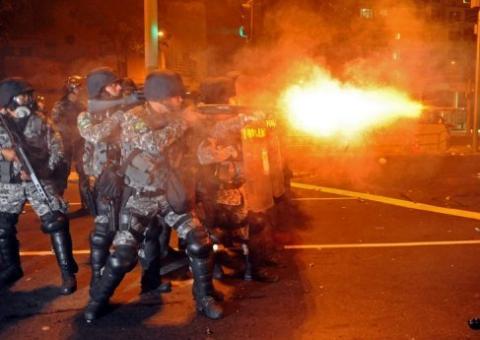 Copa das Confederações conturbada evidencia problemas a serem resolvidos até 2014