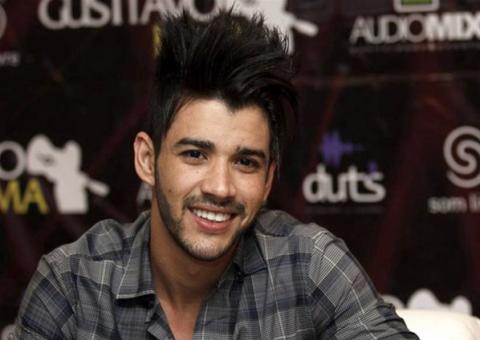 Fãs são feridos por fogos de artifício em show de Gusttavo Lima