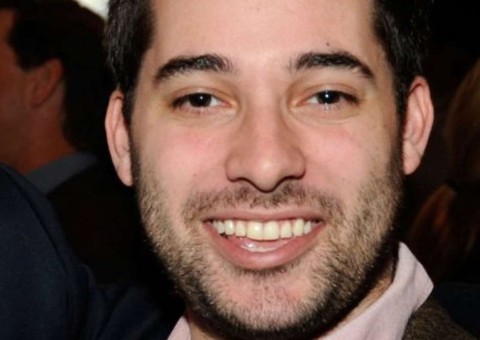 Produtor de série de humor é encontrado morto em casa