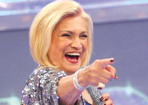 Famosos comparecem no aniversário de Hebe Camargo