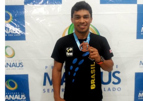 Recordista amazonense conquista bronze em Mundial de Natação