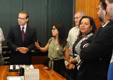 Governo faz concessões  para votar PEC da ZFM 