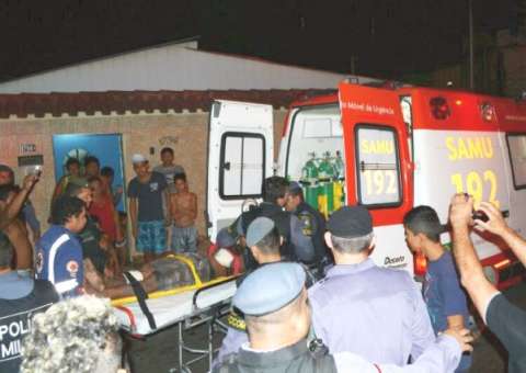 Tomado de raiva, Hércules esfaqueia ex-mulher e fere policiais na Redenção