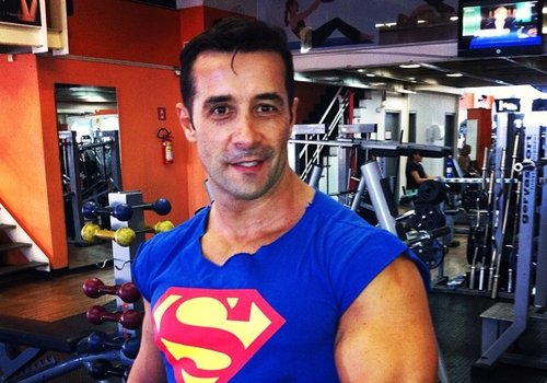 Marcos Oliver desabafa: "Será que o pai é sempre o vilão?"