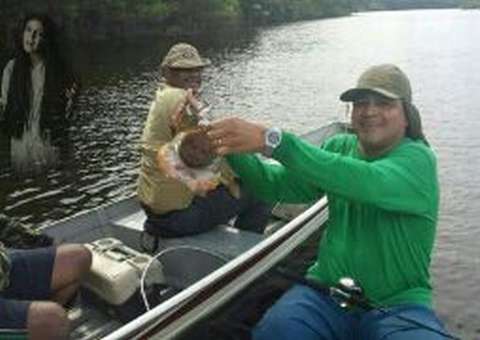 Pescador fotografa Mãe d’Água em Autazes