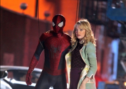 Veja mais fotos do set de "O Espetacular Homem-Aranha 2"