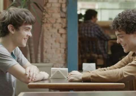  Primeiro trailer de "Hoje eu quero voltar sozinho"