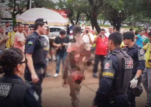 Homem transtornado coloca fogo no próprio corpo no meio de terminal rodoviário em Porto Velho