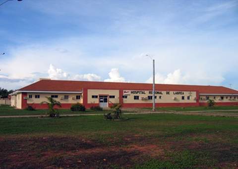 Mãe degola filha de 4 anos e tenta suicídio