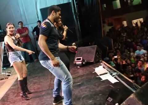 Hulk mostra o rebolado dançando arrocha