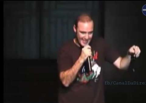 Humorista é interrompido por petista durante show por citar Lula 