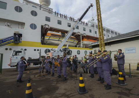 Manaus vai receber mais de mil turistas nesta sexta-feira