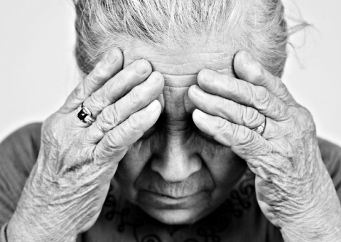 Filho é preso após espancar pai de 84 anos