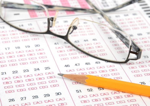 15 mil candidatos disputam 460 vagas e salário de R$ 3,8 mil no Ifam