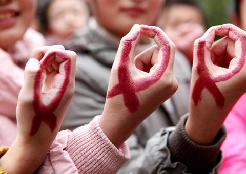 Empresário chinês recorre a homens com Aids para expulsar moradores