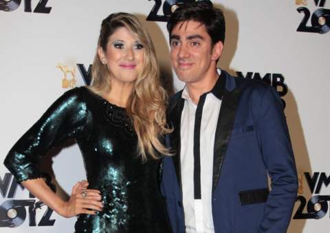 Marcelo Adnet diz que foi "agarrado" por loira 