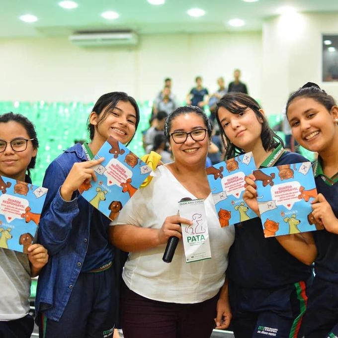 Guarda responsável e proteção aos animais são temas do Cãociência