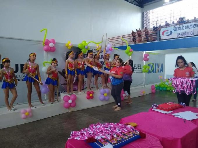 As atletas receberam medalhas e certificados no encerramento do evento