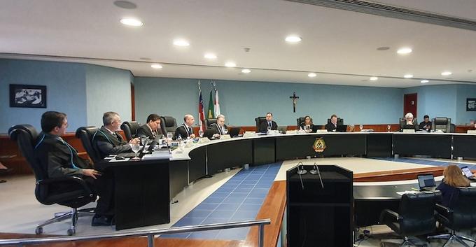 O conselheiro Érico Desterro condenou as gestoras a devolver R$ 1,9 milhão