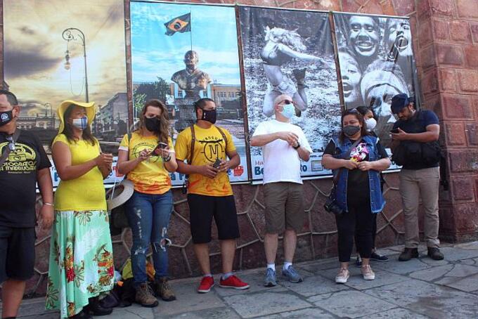 Michell Mello abriu o evento ao lado do Teatro Amazonas - Foto: Eustáquio Libório/PH