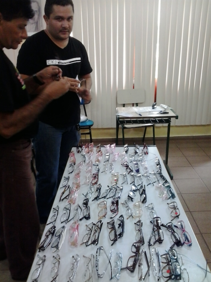 Sesc faz atendimento oftalmológico para alunos do EJA - Foto: Divulgação/Sesc