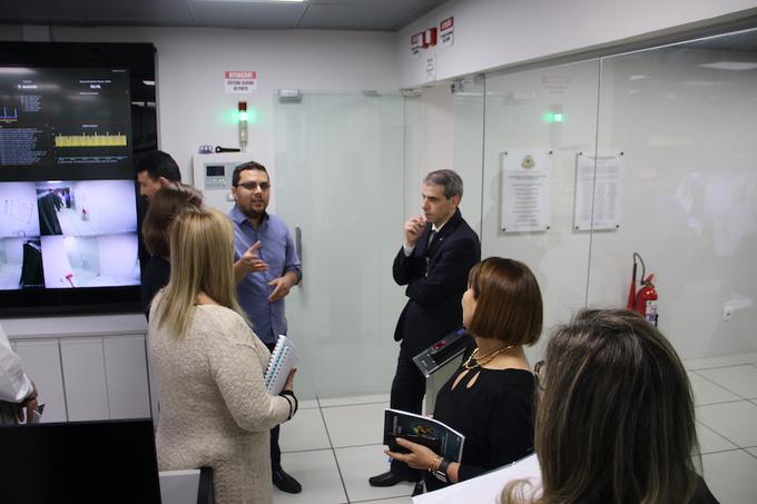 Conselheira Yara Lins dos Santos que aprovou uso de robôs - Foto: Nataly David/TCE-AM