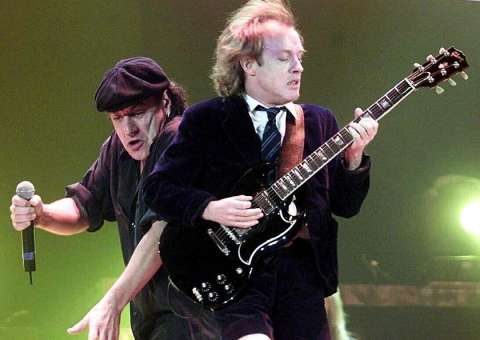 Banda AC/DC nega boatos de aposentadoria