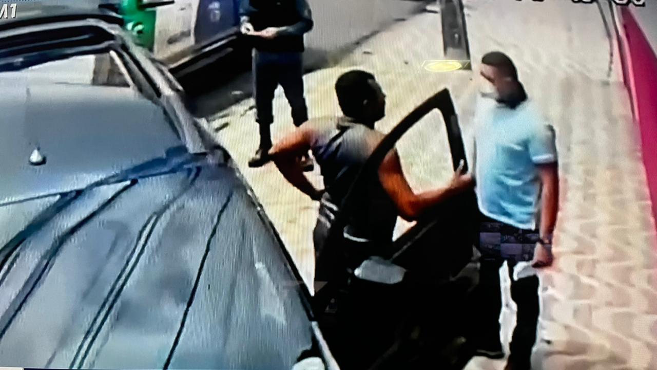 Um homem disse ser representante da locadora e que o carro tinha restri&ccedil;&otilde;es - Foto: Reprodu&ccedil;&atilde;o