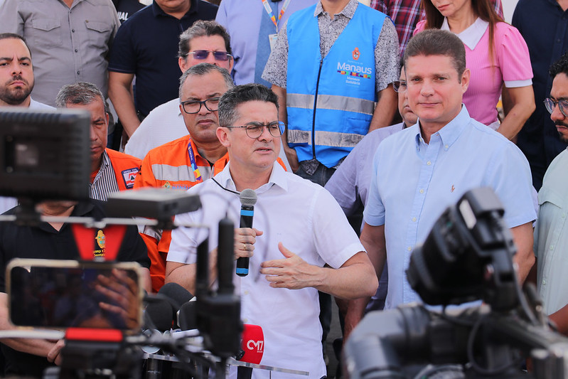 Prefeito de Manaus, David Almeida ao lado do vice Marcos Rotta. - Foto: Jo&atilde;o Viana / Semcom